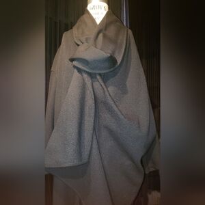 Vtg. Donna Karan 100% pure double sided wool knit shoulder pads cardigan coat L